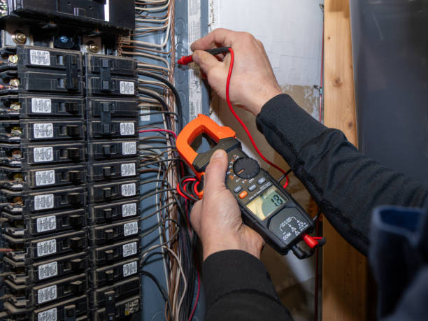 Best Electrical Outlet Repair  in Lyndon, KS